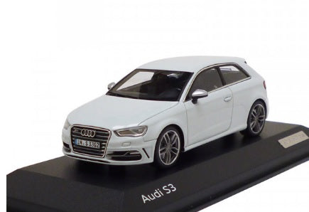 Audi S3, glacier white, 1:43 – Audi Lifestyle Online Store